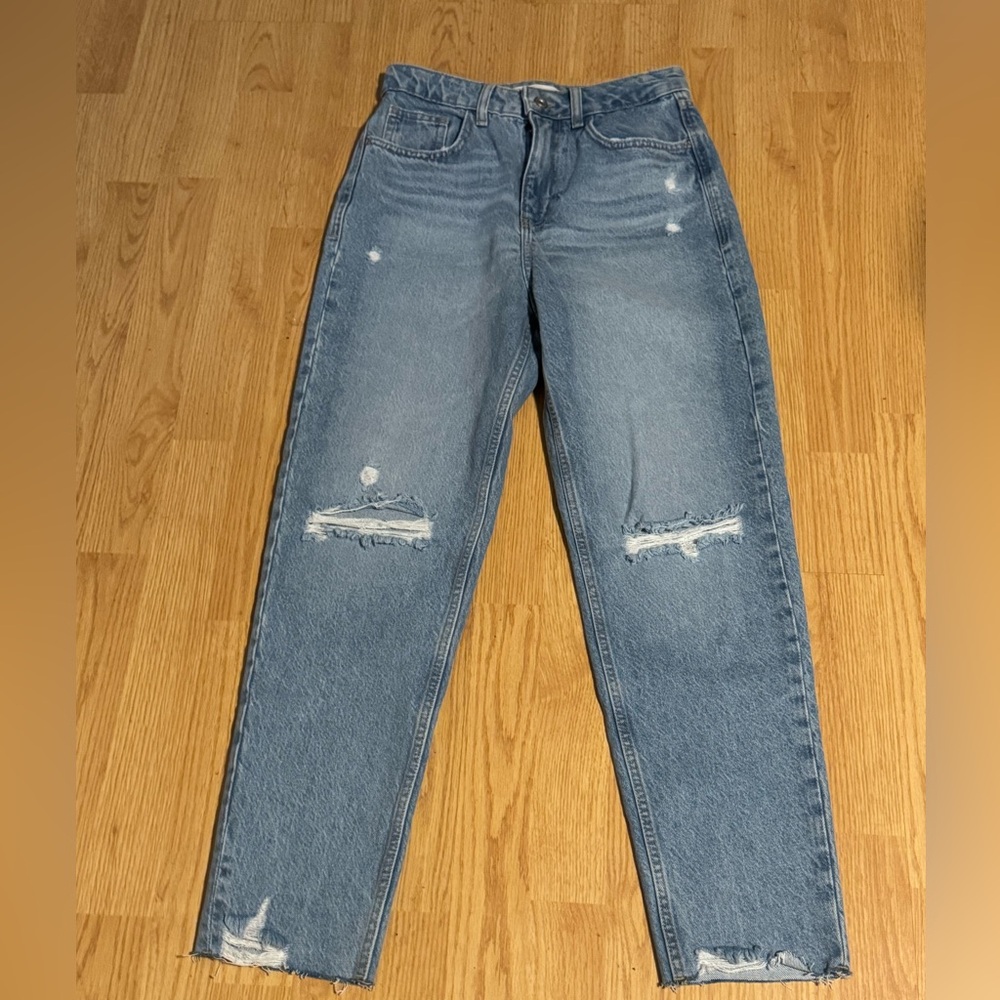 Zara Women's Straight Leg Blue Distressed Jeans